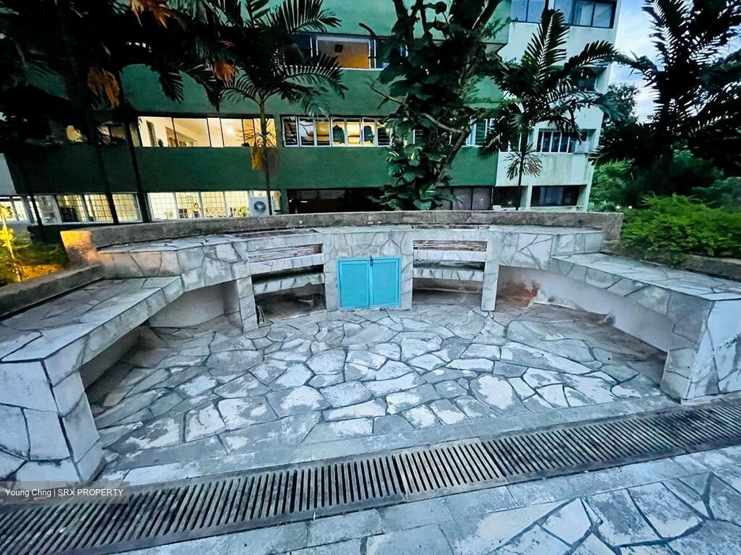 Pine Grove (D21), Condominium #579302961